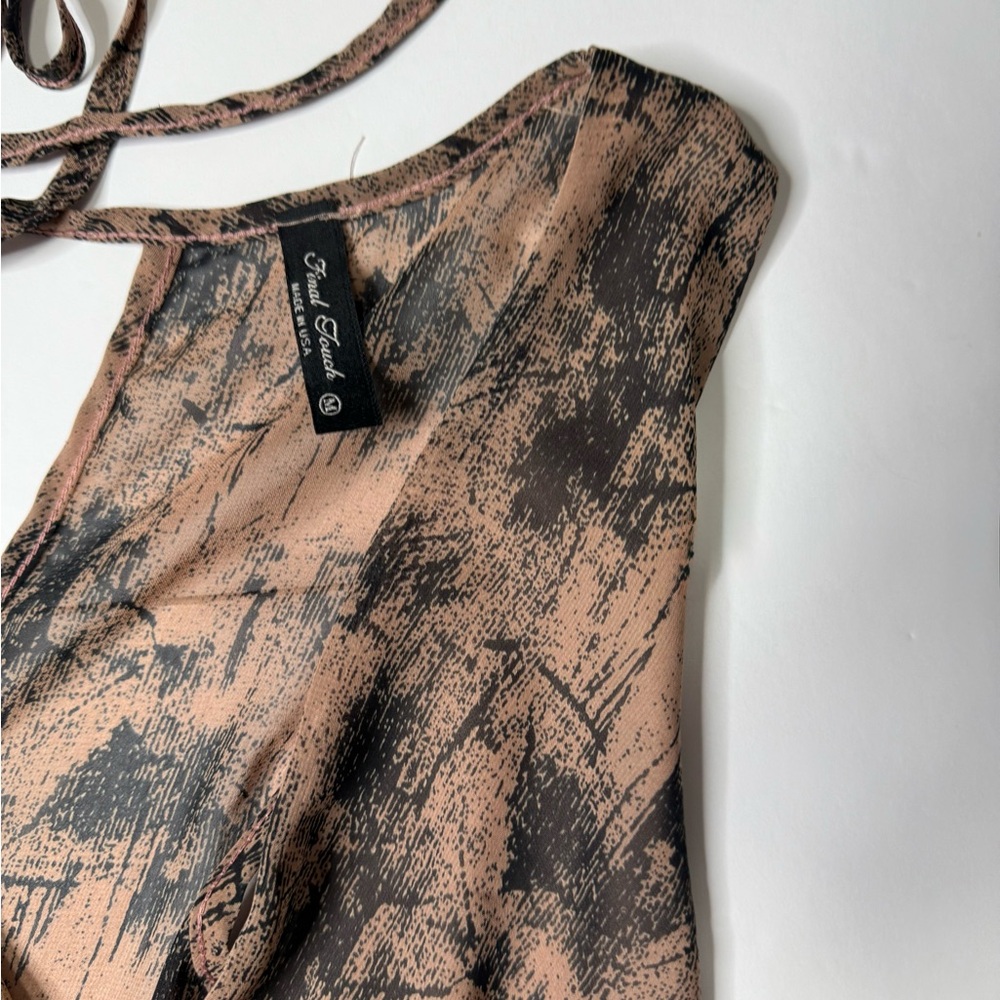 Final Touch Sleeveless V-Neck Boho Romper with Tie Back - Picture 3 of 4